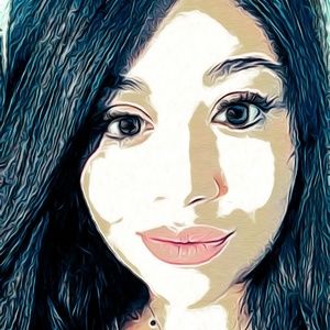 Meet your Posher, Mayra